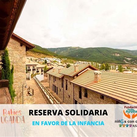 Apartamentos Jaca Mirador De Badaguas 3000 Eksteriør bilde