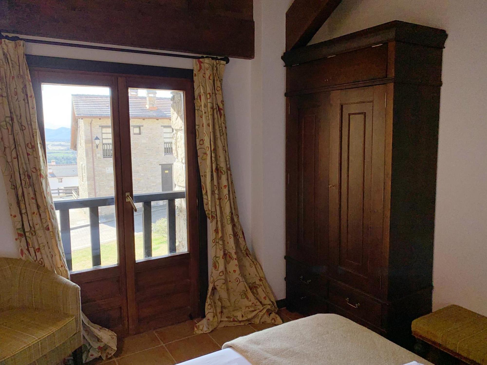 Apartamentos Jaca Mirador De Badaguas 3000 Eksteriør bilde