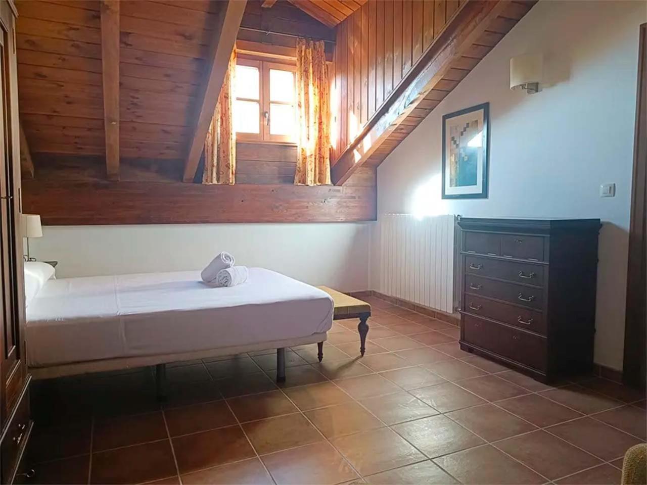 Apartamentos Jaca Mirador De Badaguas 3000 Eksteriør bilde