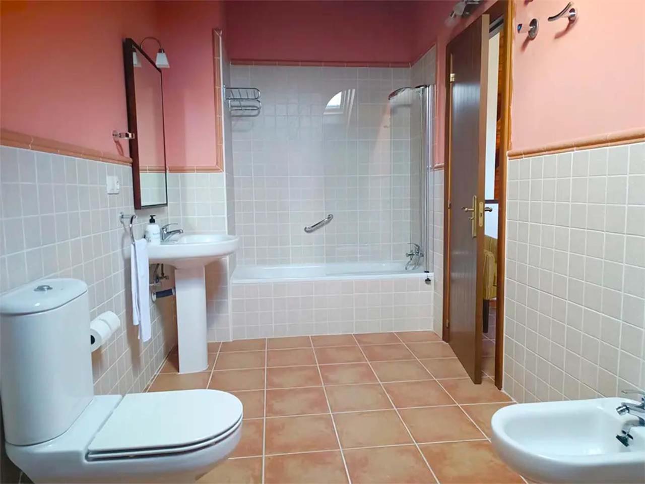 Apartamentos Jaca Mirador De Badaguas 3000 Eksteriør bilde